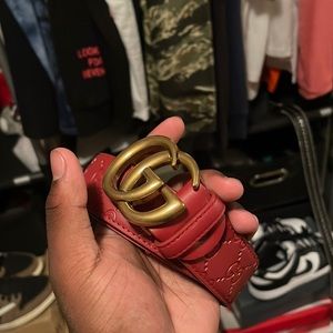 Maroon Gucci belt